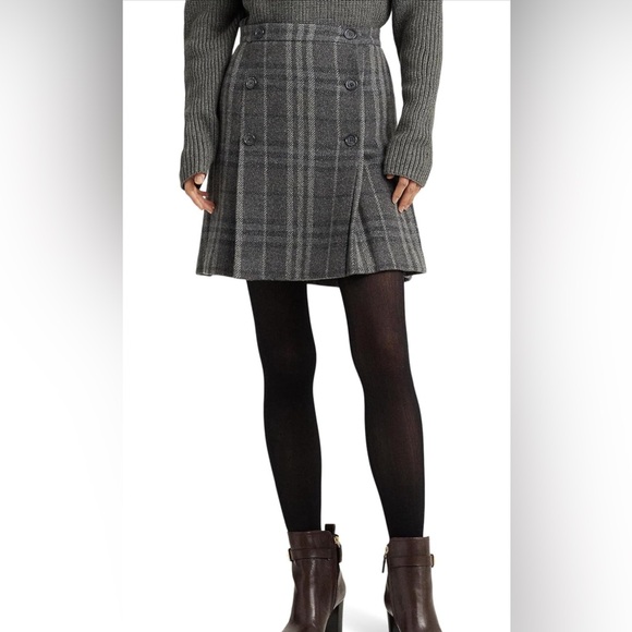 Lauren Ralph Lauren Button Front Mini Skirt - Picture 2 of 4